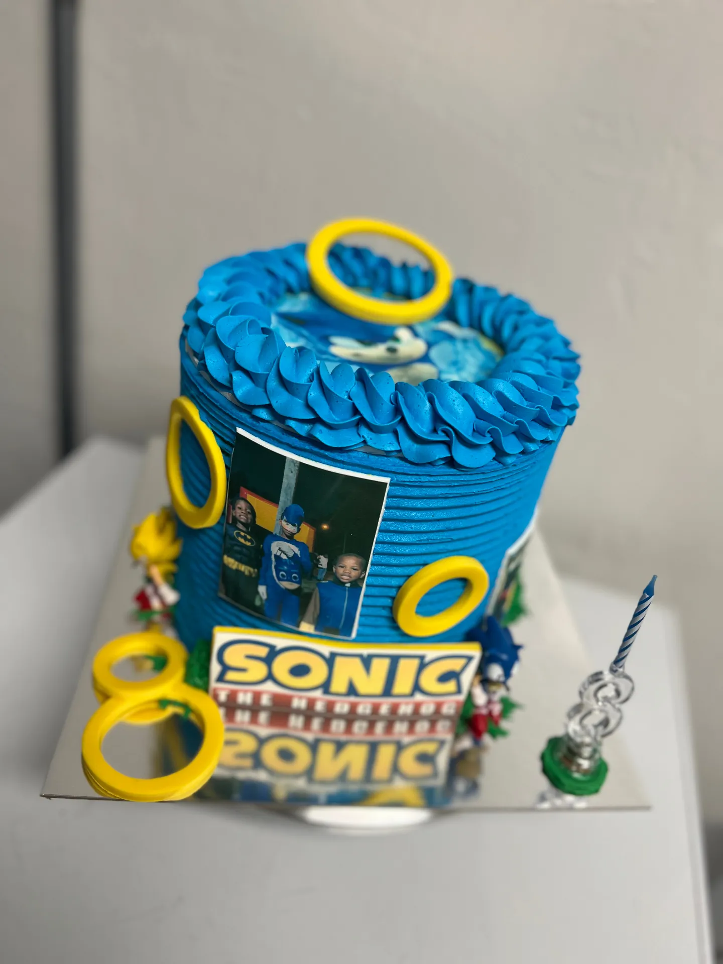 Custom Sonic cake